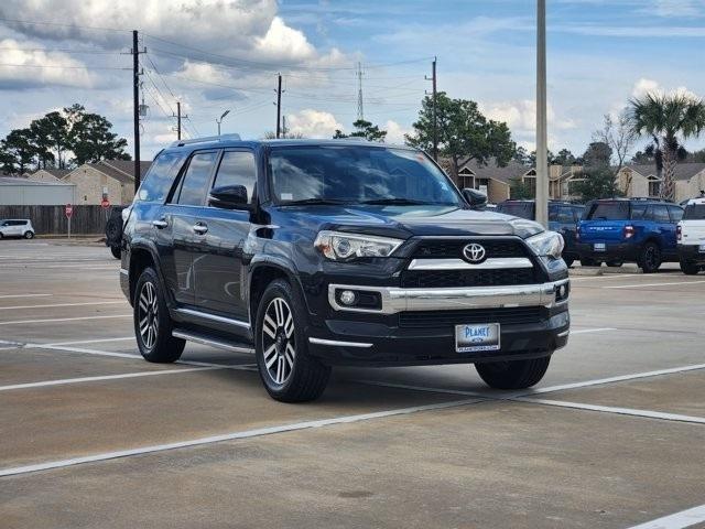 Toyota 4Runner Limited 2WD V6 2017
