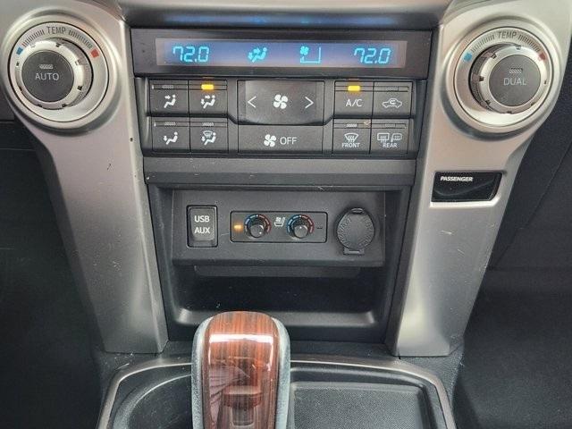 Toyota 4Runner Limited 2WD V6 2017