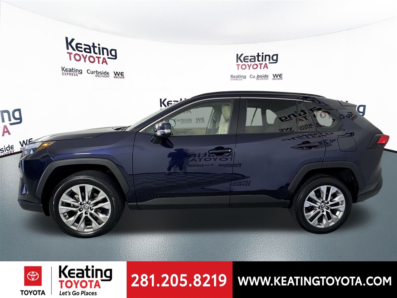 Toyota RAV4 XLE Premium 2024