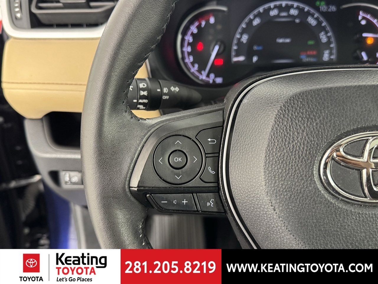 Toyota RAV4 XLE Premium 2024