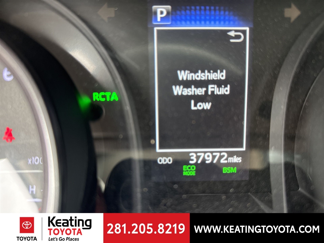 Toyota Camry SE 2023