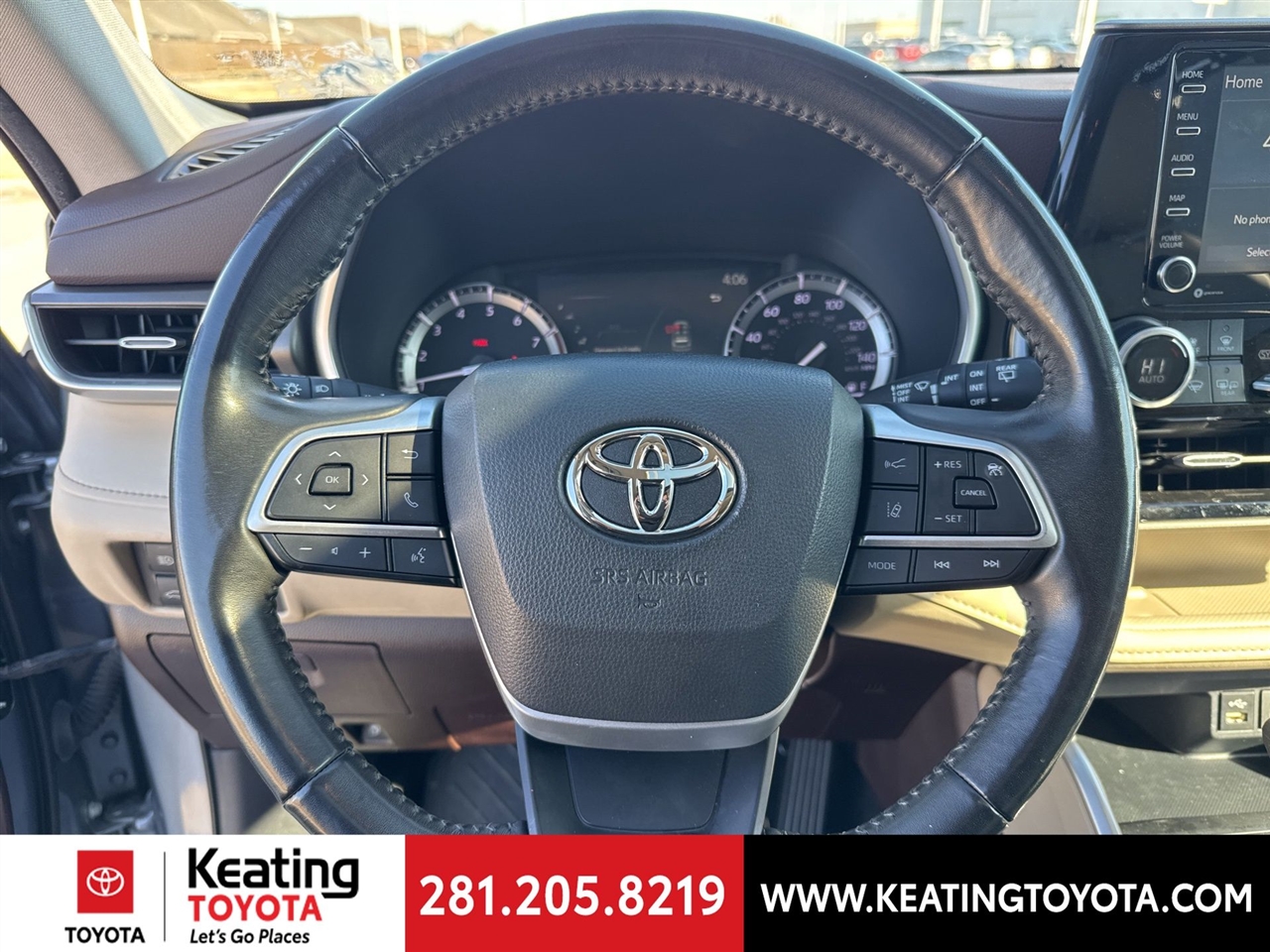 Toyota Highlander XLE FWD V6 2022