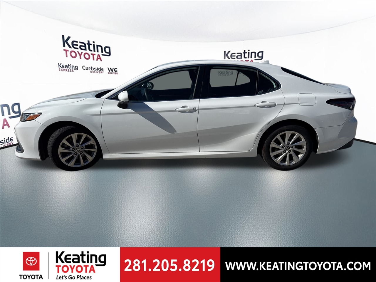 Toyota Camry LE 2021