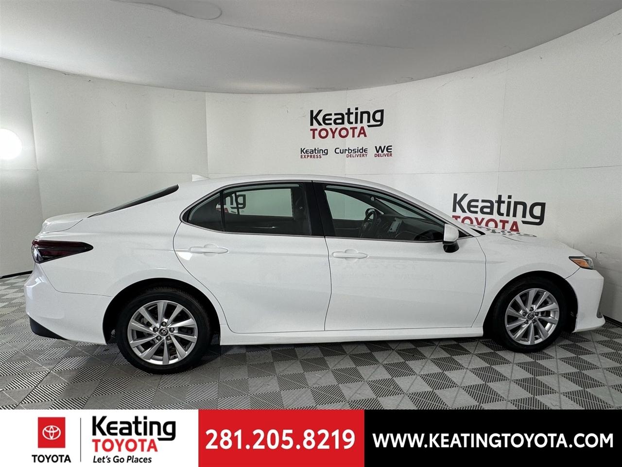 Toyota Camry LE 2021