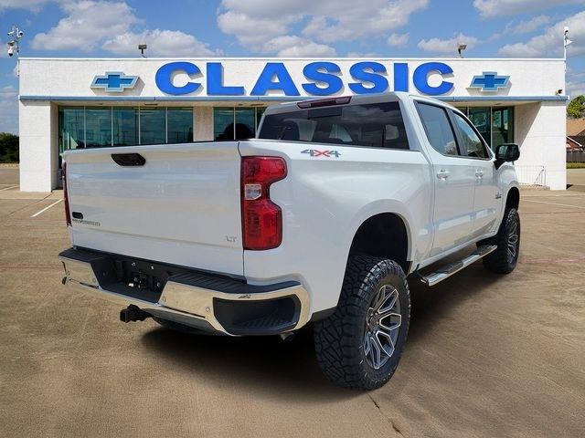 Chevrolet Silverado 1500 LT Crew Cab 4WD 2026