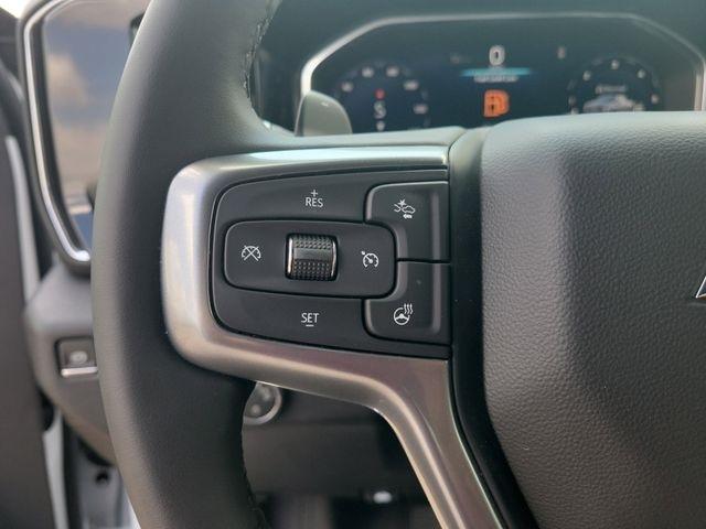 Chevrolet Silverado 1500 LT Crew Cab 4WD 2026