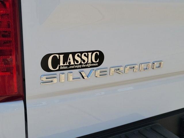 Chevrolet Silverado 1500 LT Crew Cab 4WD 2026