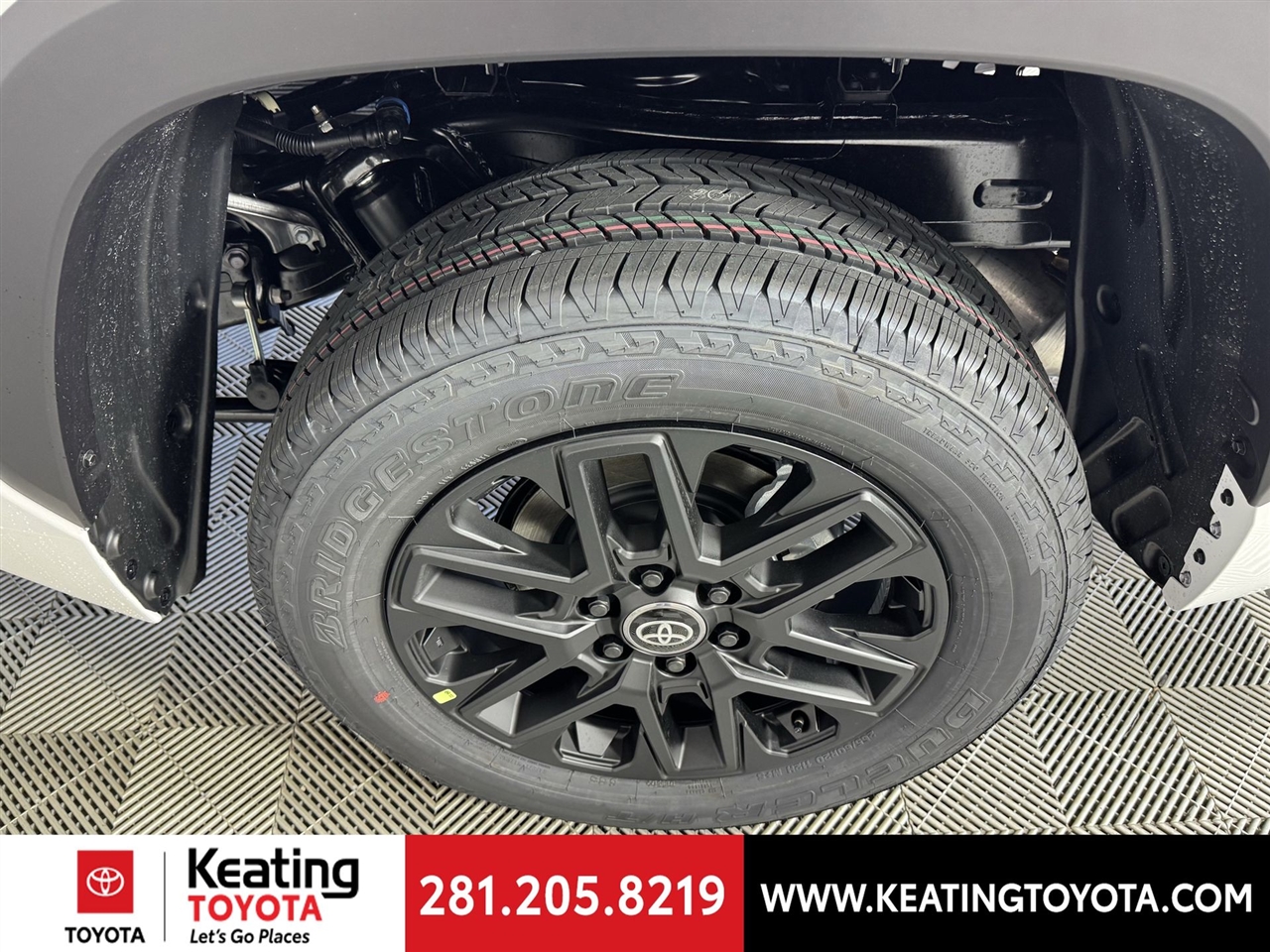 Toyota Tundra SR5 CrewMax 2WD 2026