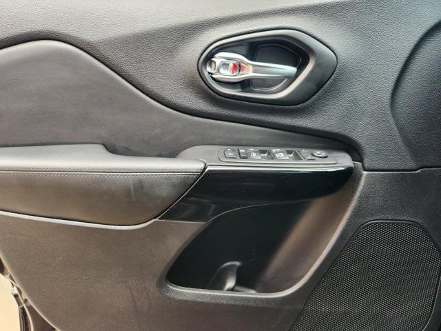 Jeep Cherokee Latitude Plus FWD 2021