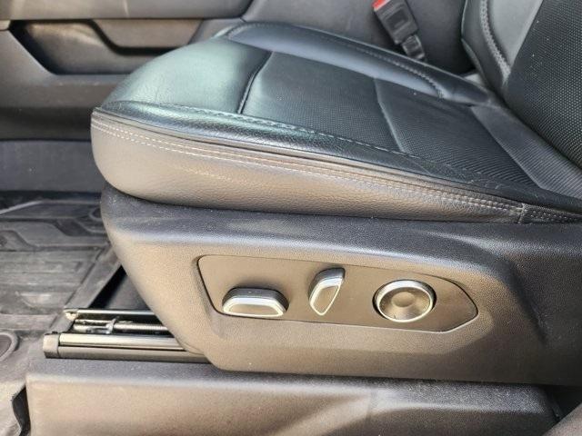 GMC Sierra 2500HD Denali Crew Cab 4WD SB 2024