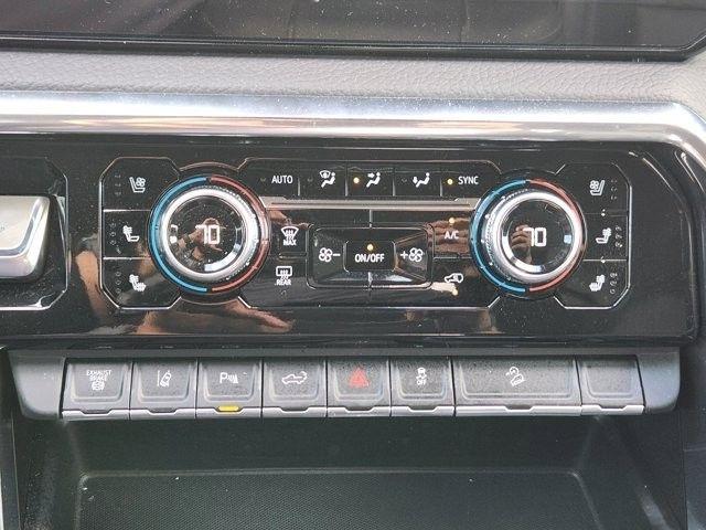 GMC Sierra 2500HD Denali Crew Cab 4WD SB 2024