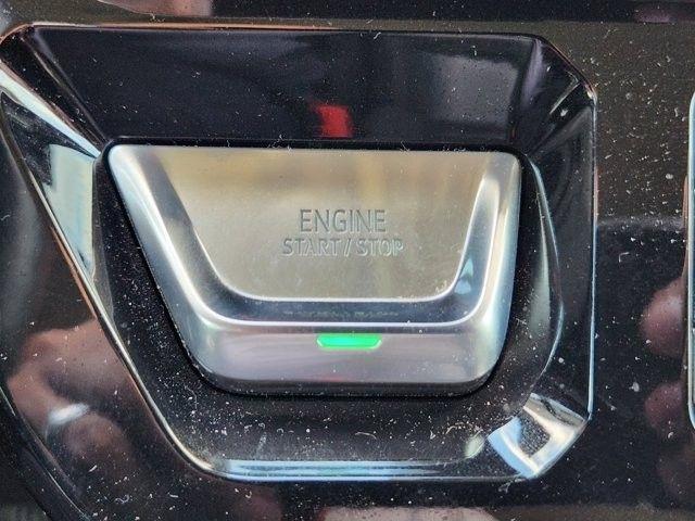 GMC Sierra 2500HD Denali Crew Cab 4WD SB 2024