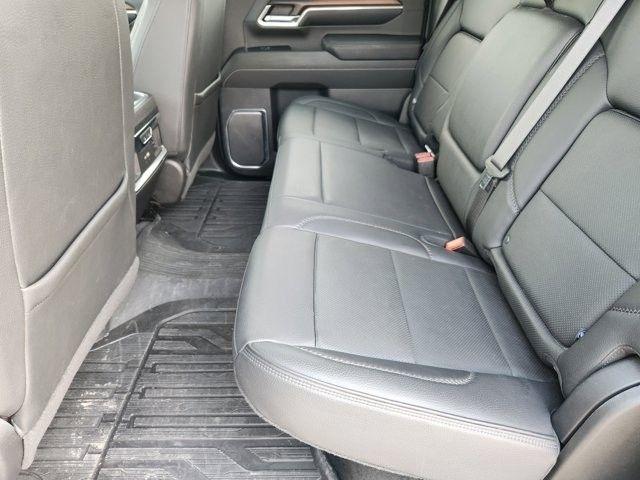 GMC Sierra 2500HD Denali Crew Cab 4WD SB 2024