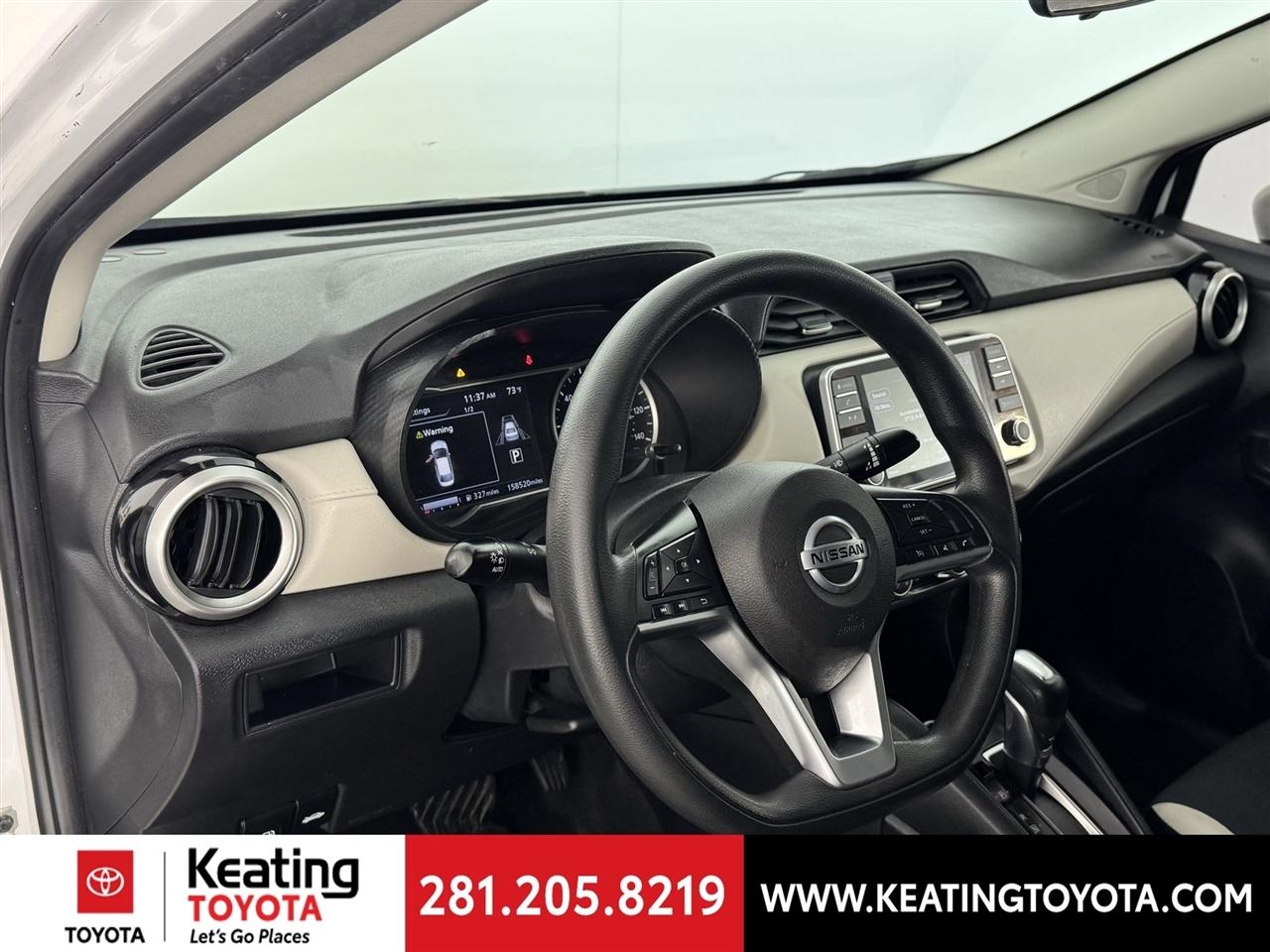 Nissan Versa SV 2021