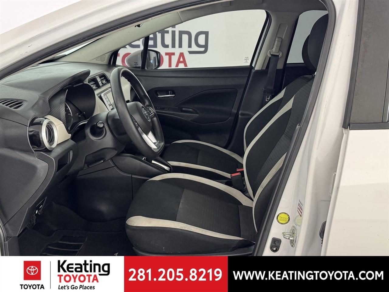 Nissan Versa SV 2021