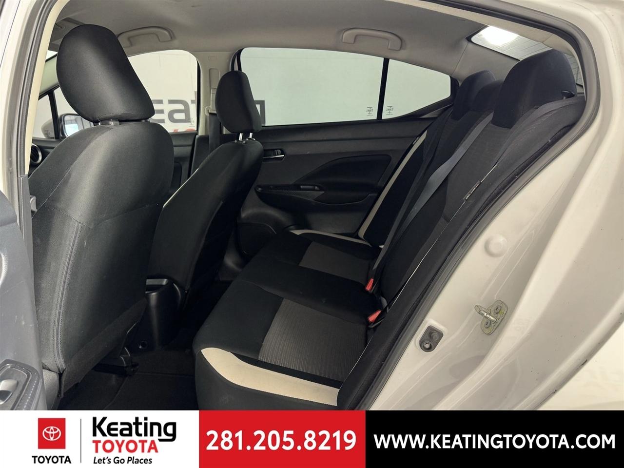 Nissan Versa SV 2021