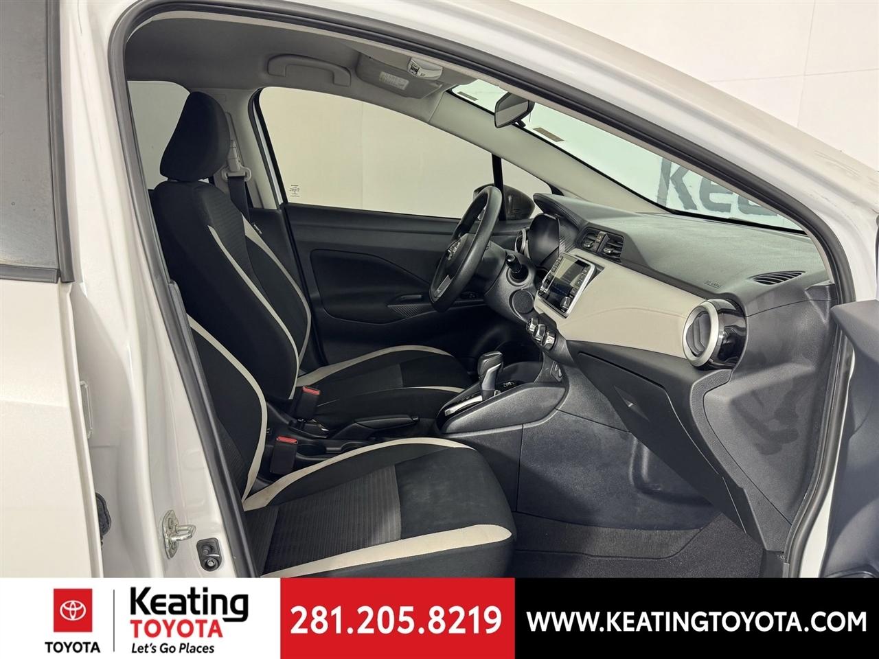 Nissan Versa SV 2021