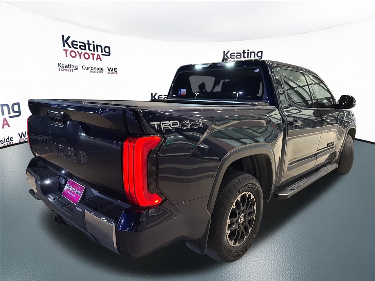 Toyota Tundra SR5 CrewMax 4WD 2023