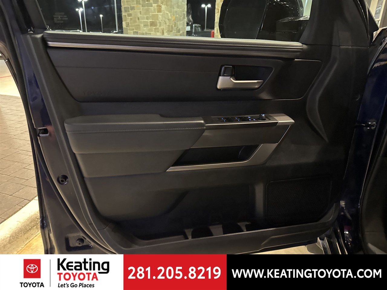 Toyota Tundra SR5 CrewMax 4WD 2023