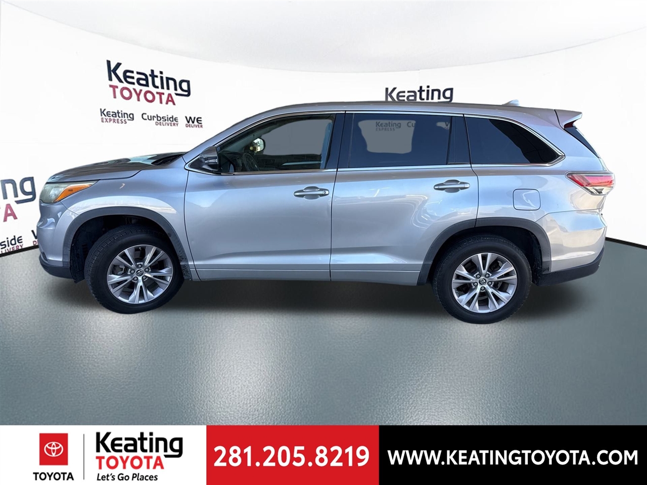 Toyota Highlander LE FWD V6 2016