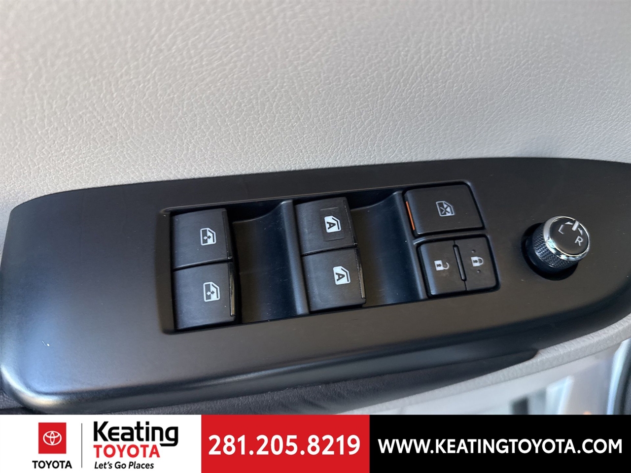 Toyota Highlander LE FWD V6 2016