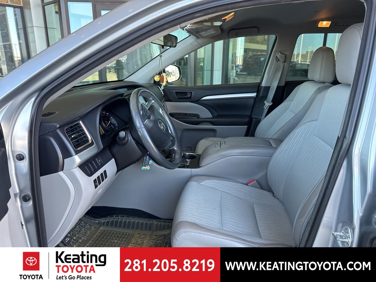 Toyota Highlander LE FWD V6 2016