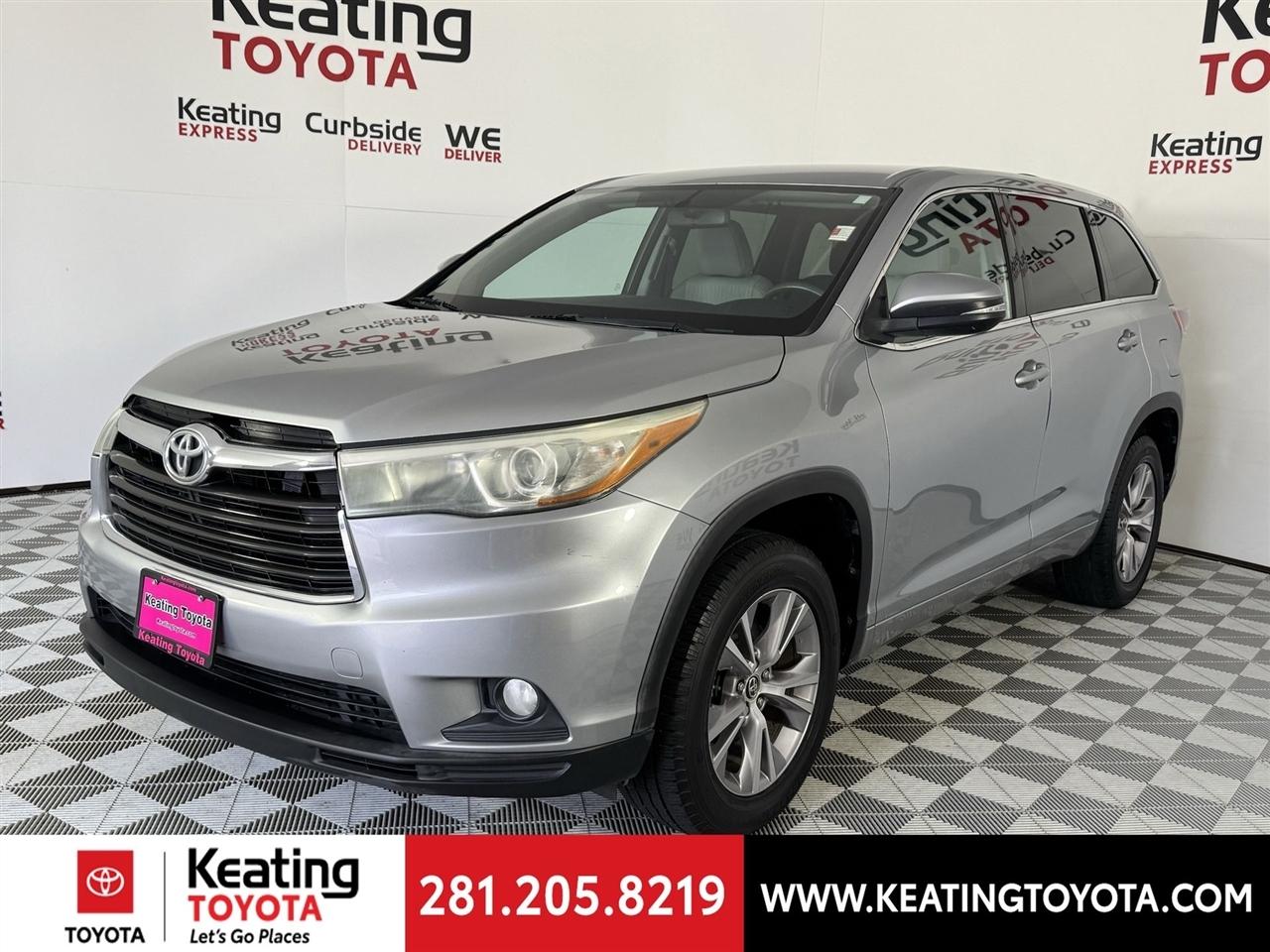 Toyota Highlander LE FWD V6 2016