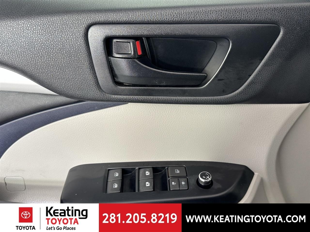 Toyota Highlander LE FWD V6 2016