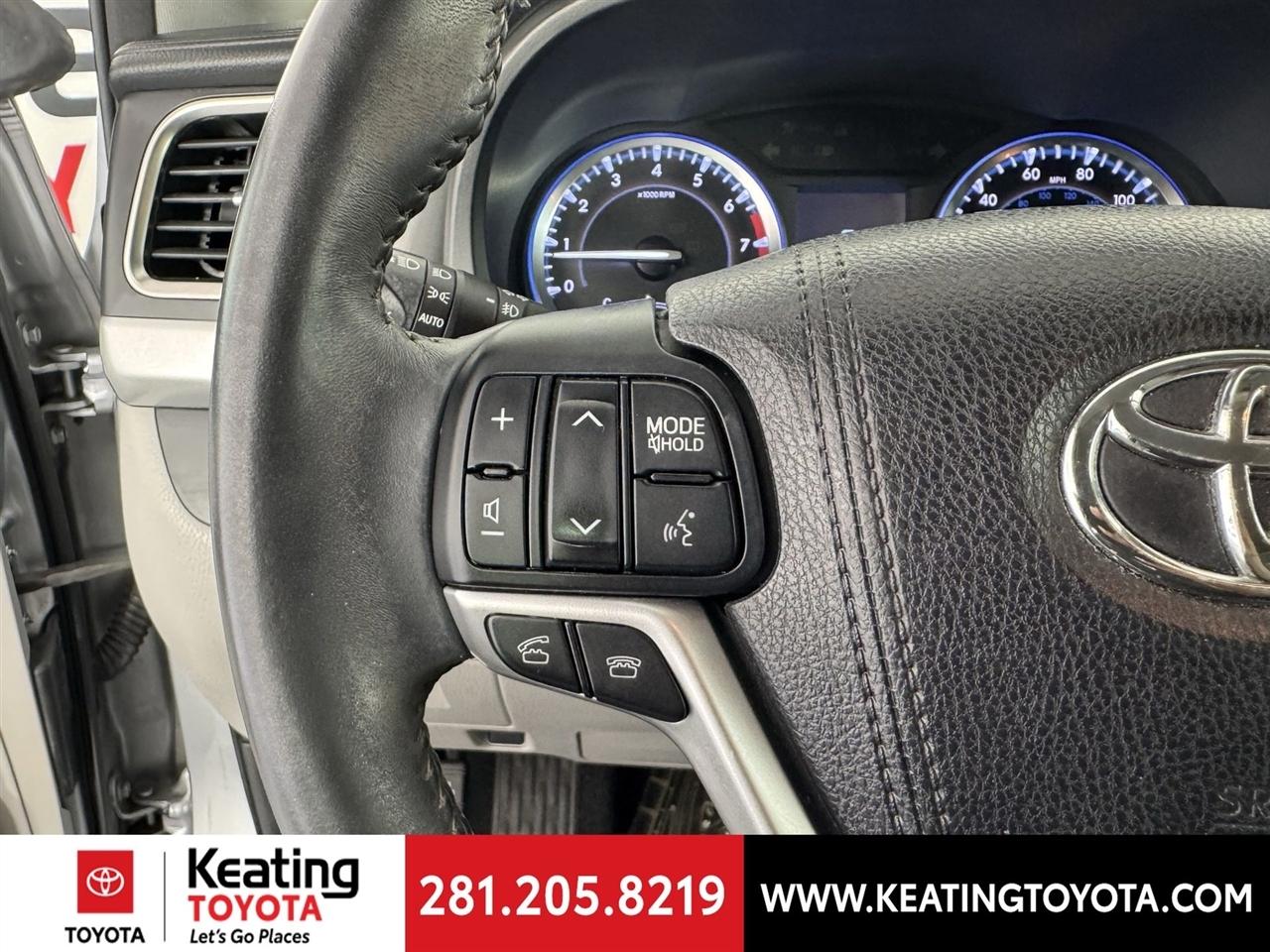 Toyota Highlander LE FWD V6 2016