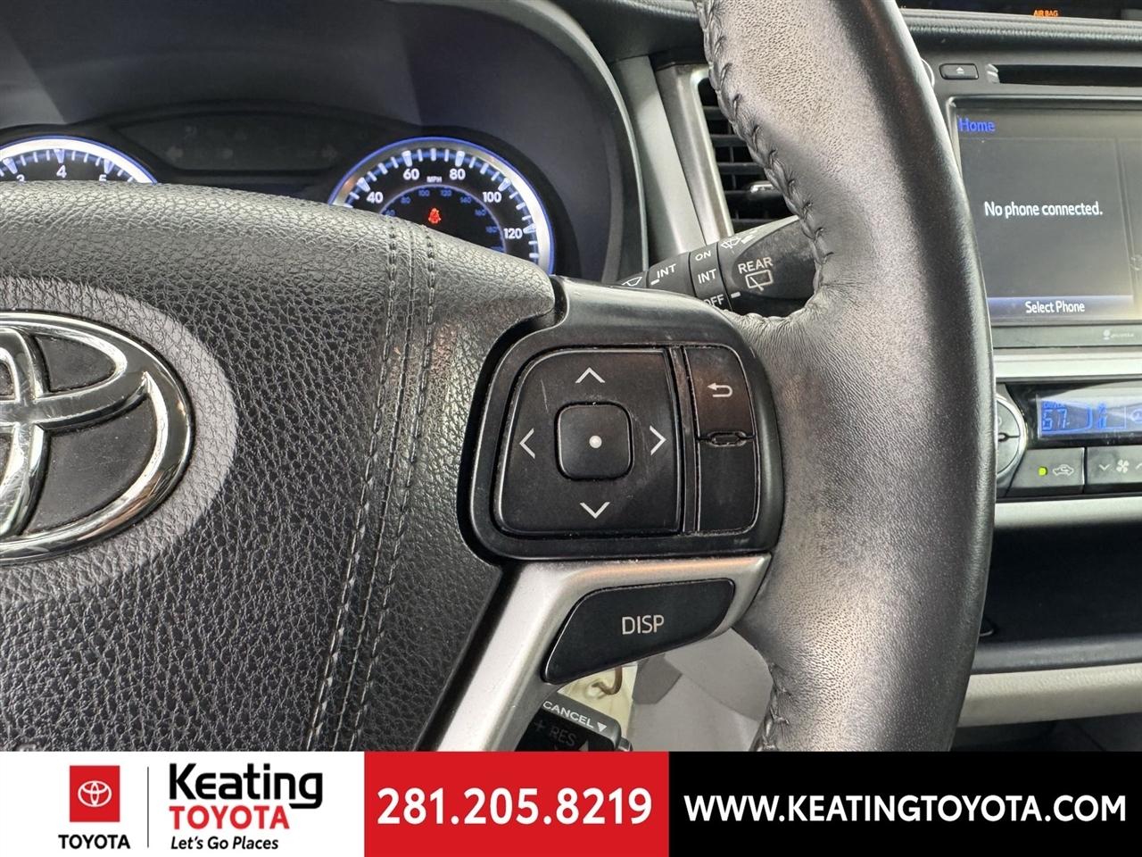 Toyota Highlander LE FWD V6 2016