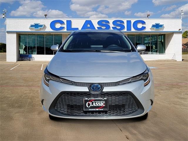 Toyota Corolla LE Hybrid 2022