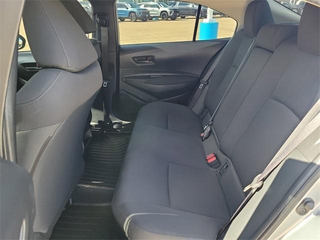 Toyota Corolla LE Hybrid 2022