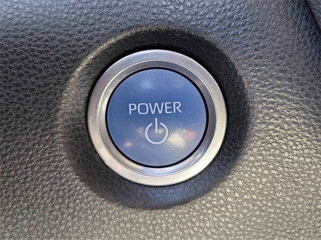 Toyota Corolla LE Hybrid 2022