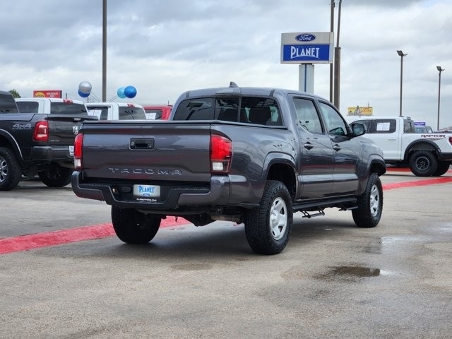 Toyota Tacoma SR5 Double Cab I4 2WD 2022