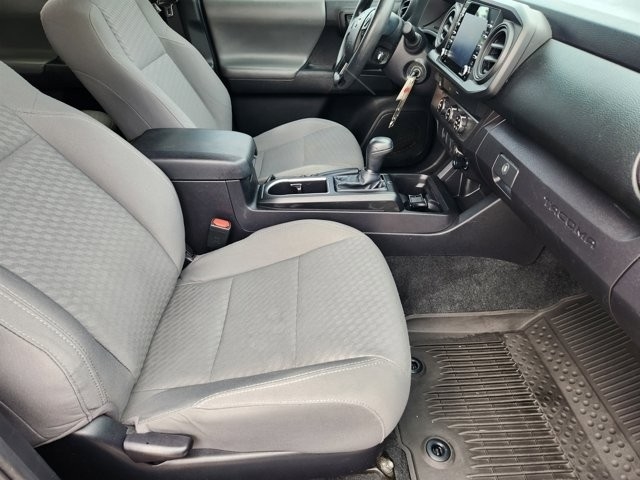 Toyota Tacoma SR5 Double Cab I4 2WD 2022