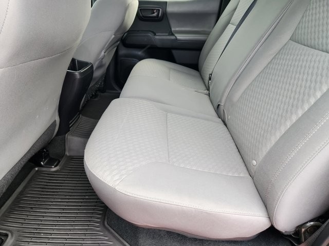 Toyota Tacoma SR5 Double Cab I4 2WD 2022