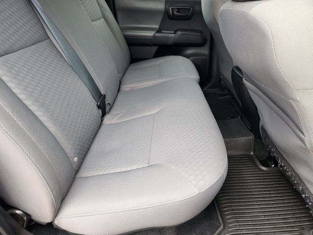 Toyota Tacoma SR5 Double Cab I4 2WD 2022