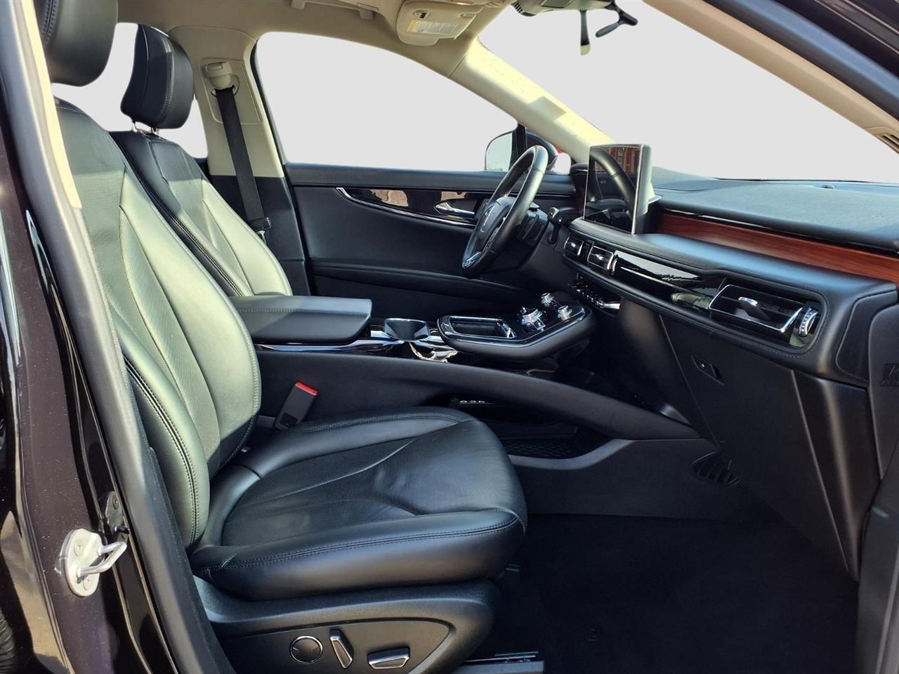 Lincoln Nautilus Reserve AWD 2022