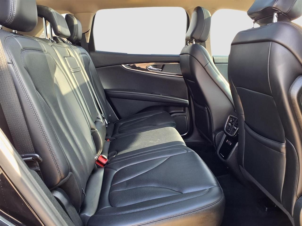 Lincoln Nautilus Reserve AWD 2022