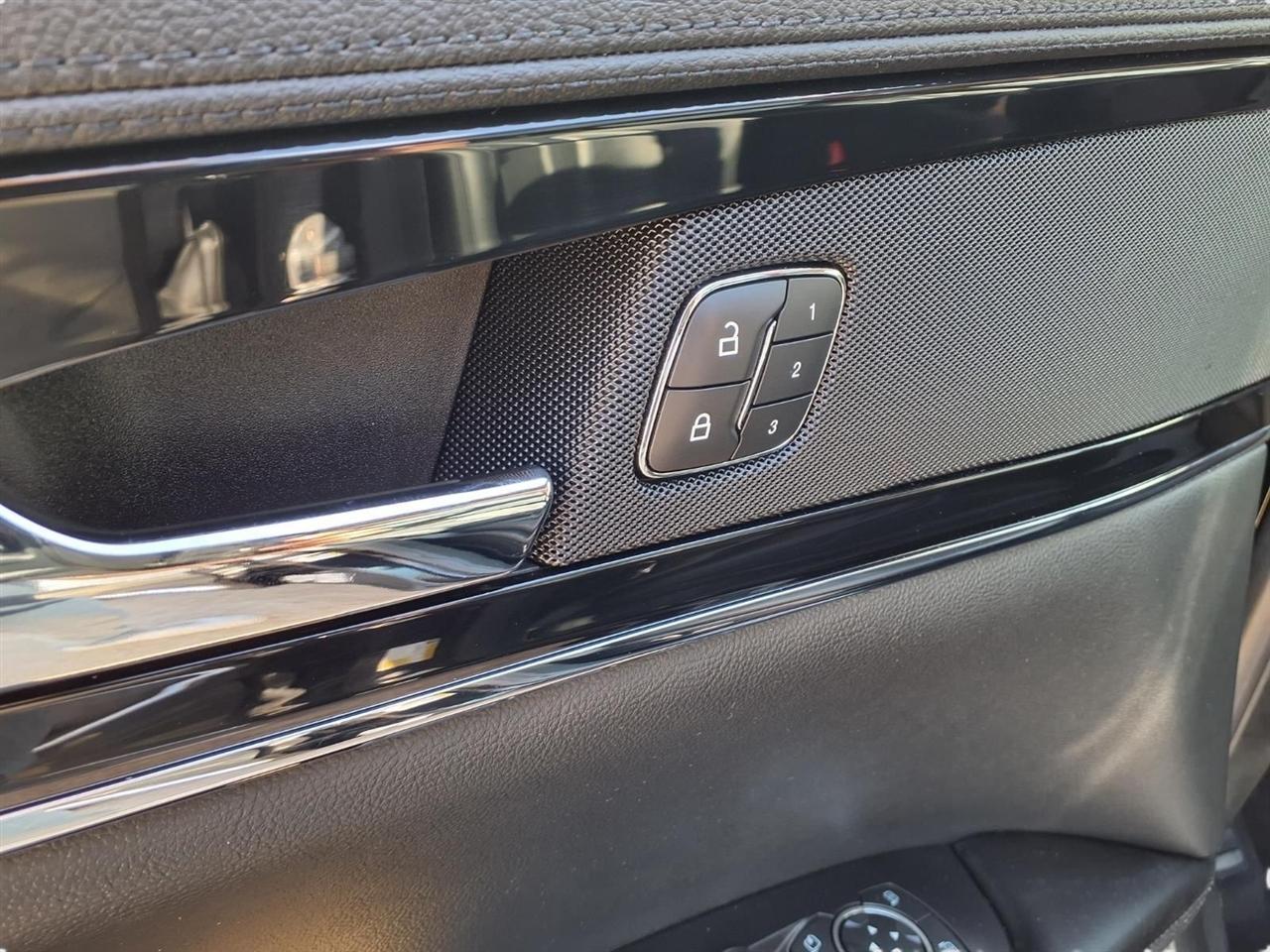 Lincoln Nautilus Reserve AWD 2022