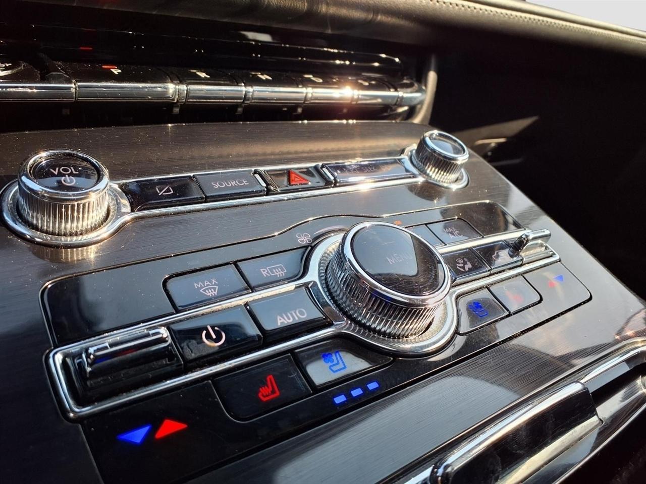 Lincoln Nautilus Reserve AWD 2022