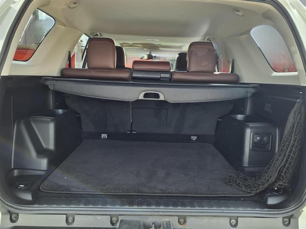 Toyota 4Runner SR5 2WD 2018