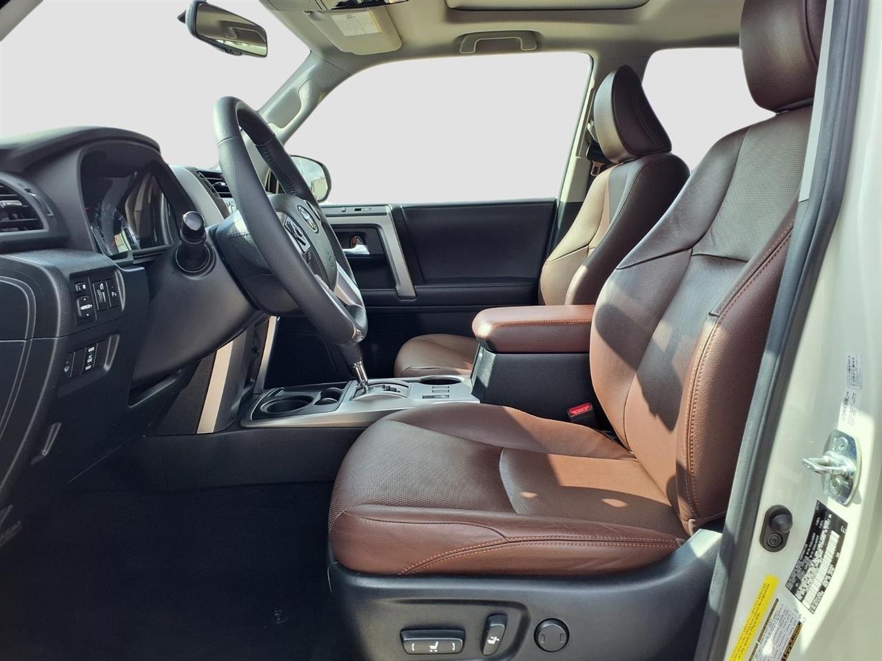 Toyota 4Runner SR5 2WD 2018