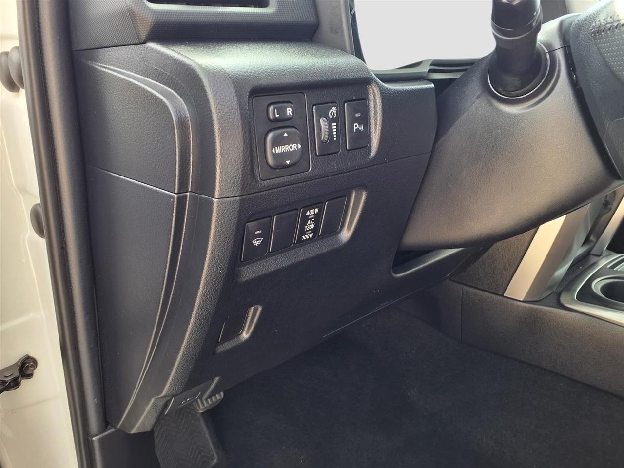 Toyota 4Runner SR5 2WD 2018