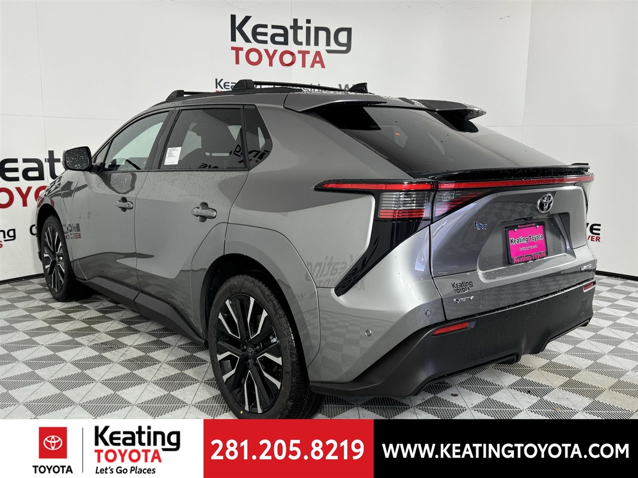 Toyota bZ XLE Plus 2026