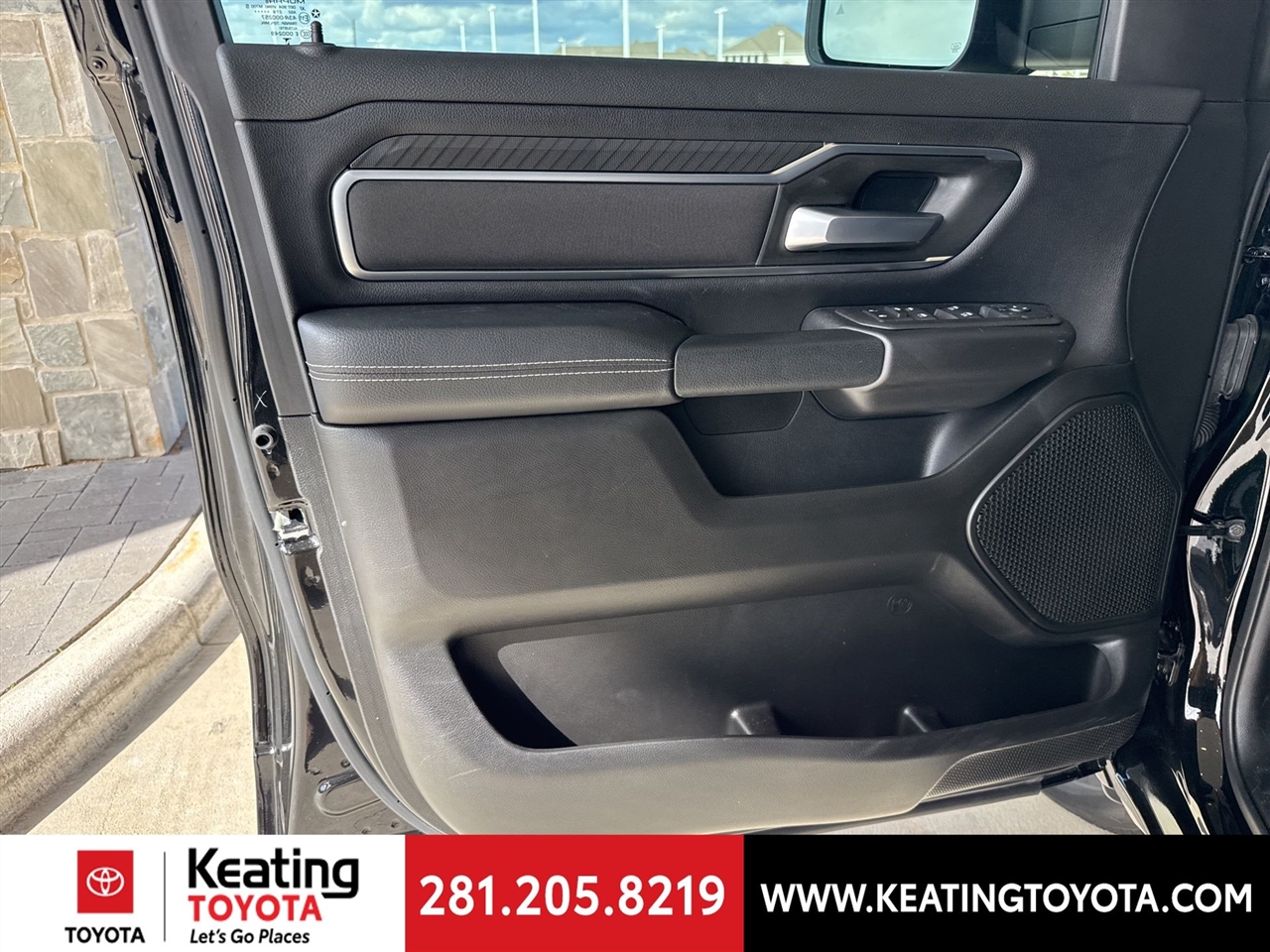 RAM 1500 Big Horn Crew Cab SWB 4WD 2025