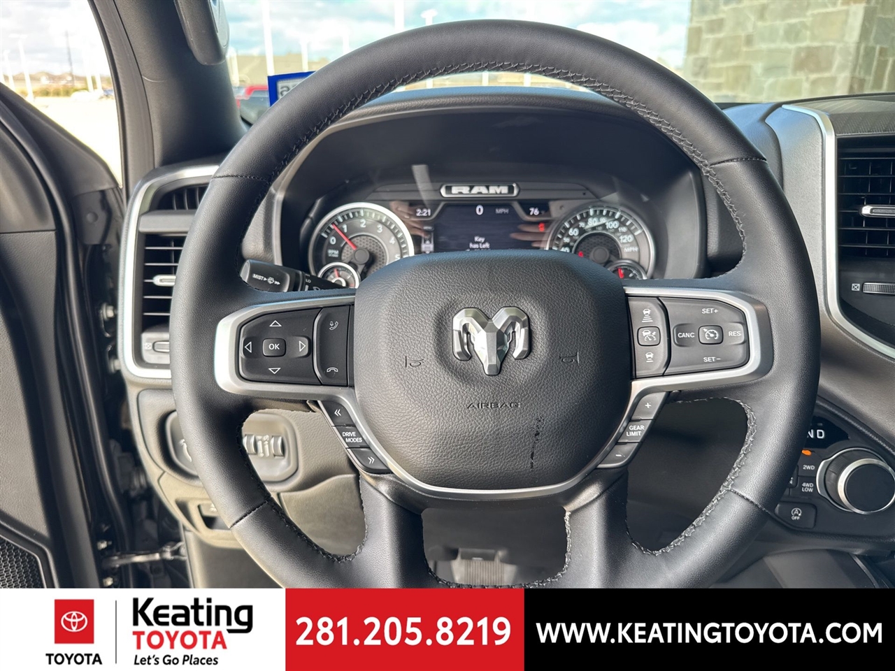 RAM 1500 Big Horn Crew Cab SWB 4WD 2025