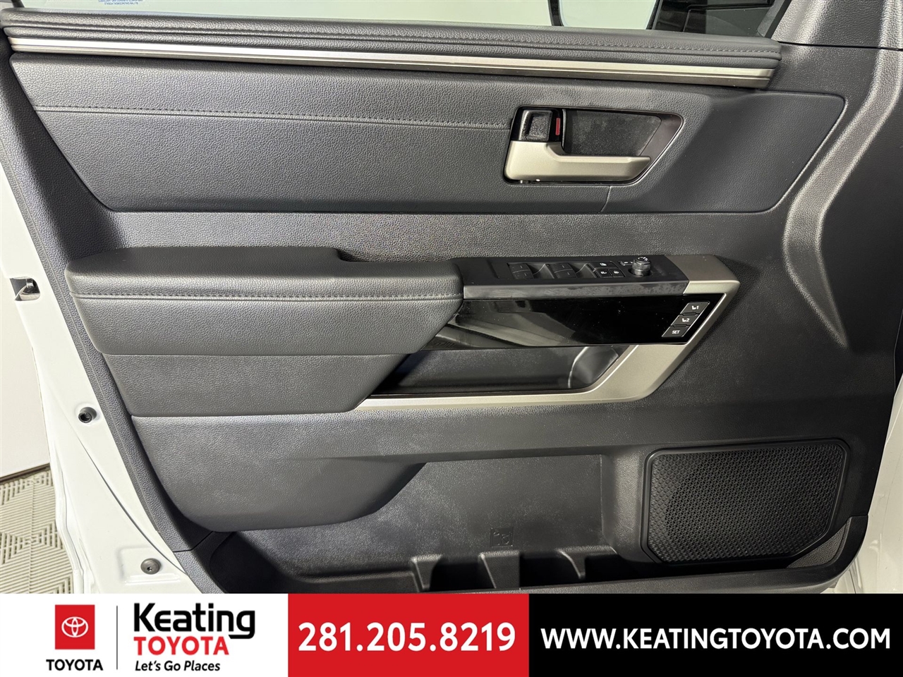 Toyota Tundra Limited CrewMax 4WD Hybrid 2023