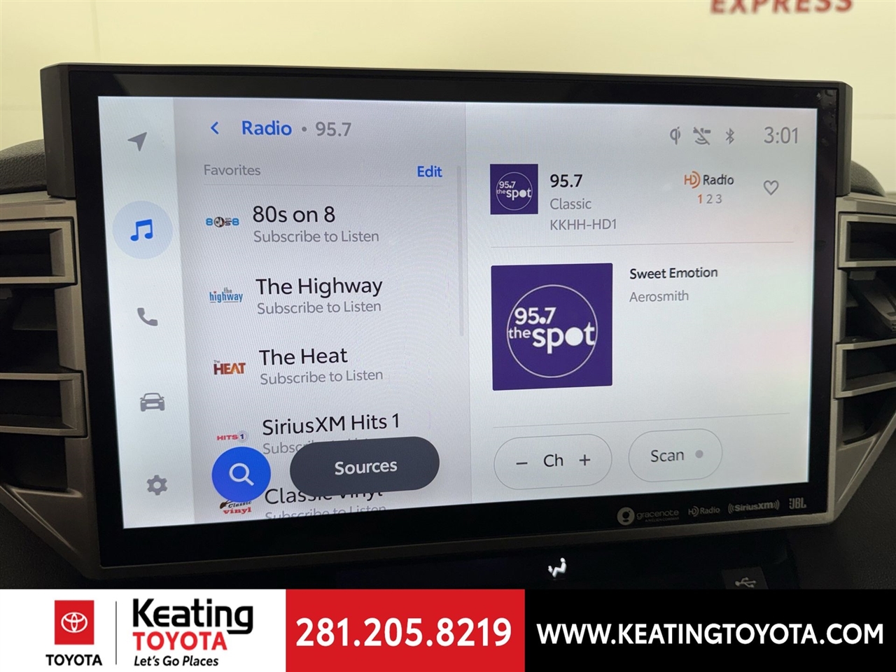 Toyota Tundra Limited CrewMax 4WD Hybrid 2023