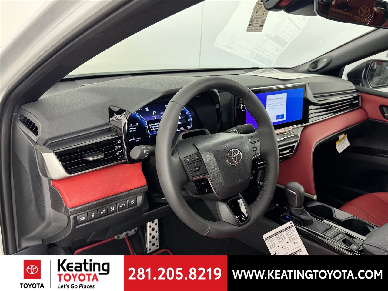 Toyota Camry Hybrid XLE 2026